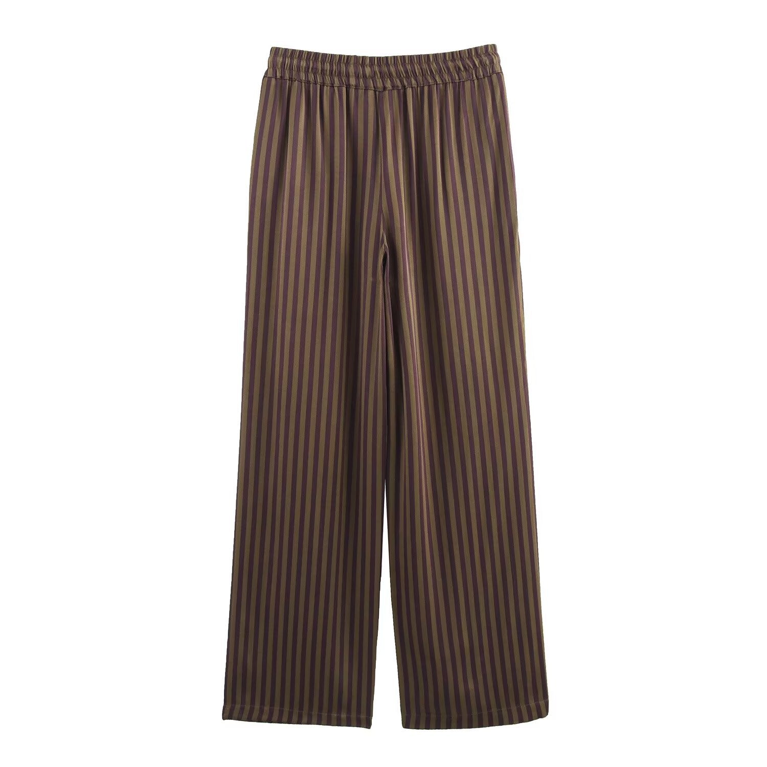 Zweiteiliges Set mit gestreiftem Hemd und gerader Hose