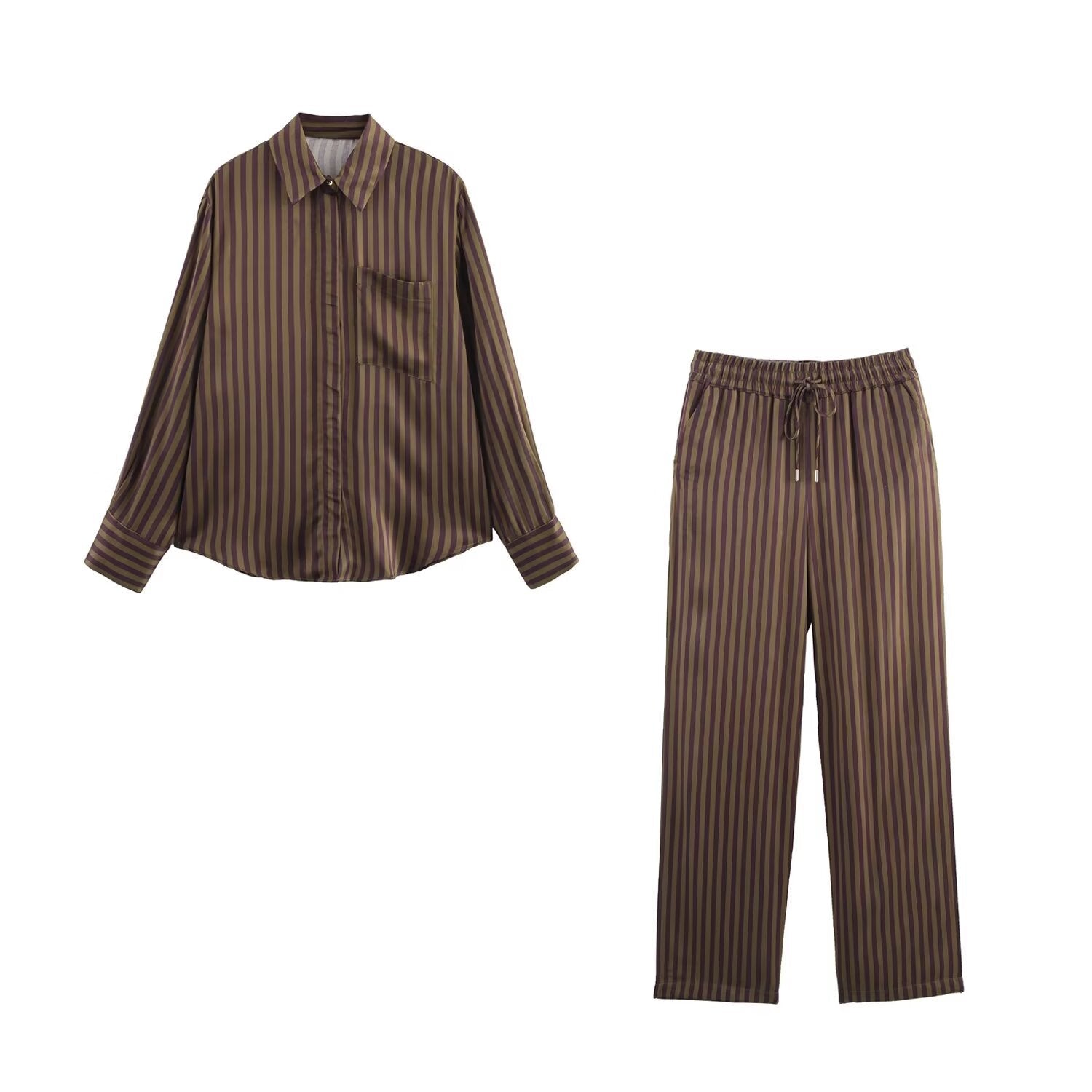 Zweiteiliges Set mit gestreiftem Hemd und gerader Hose