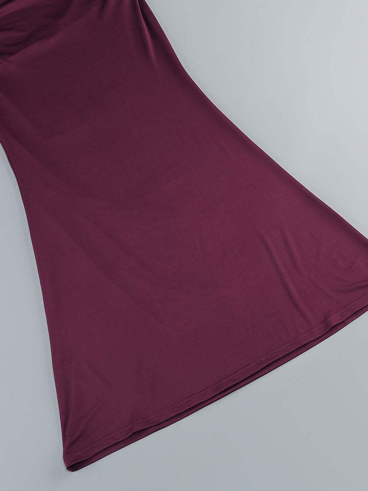 Ärmelloses Abendkleid mit Handschuhen