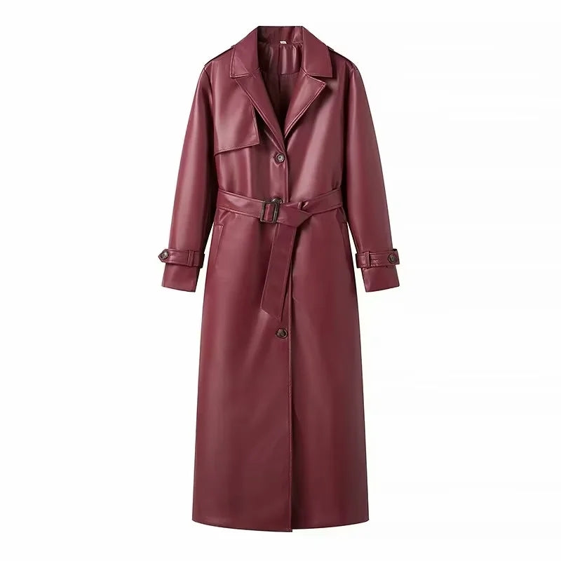 Langer Trenchcoat aus Kunstleder mit Gürtel