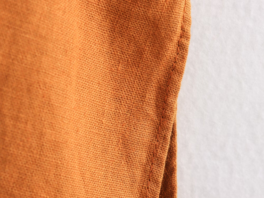 Lässiges Midi-Kleid mit V-Ausschnitt und halben Ärmeln
