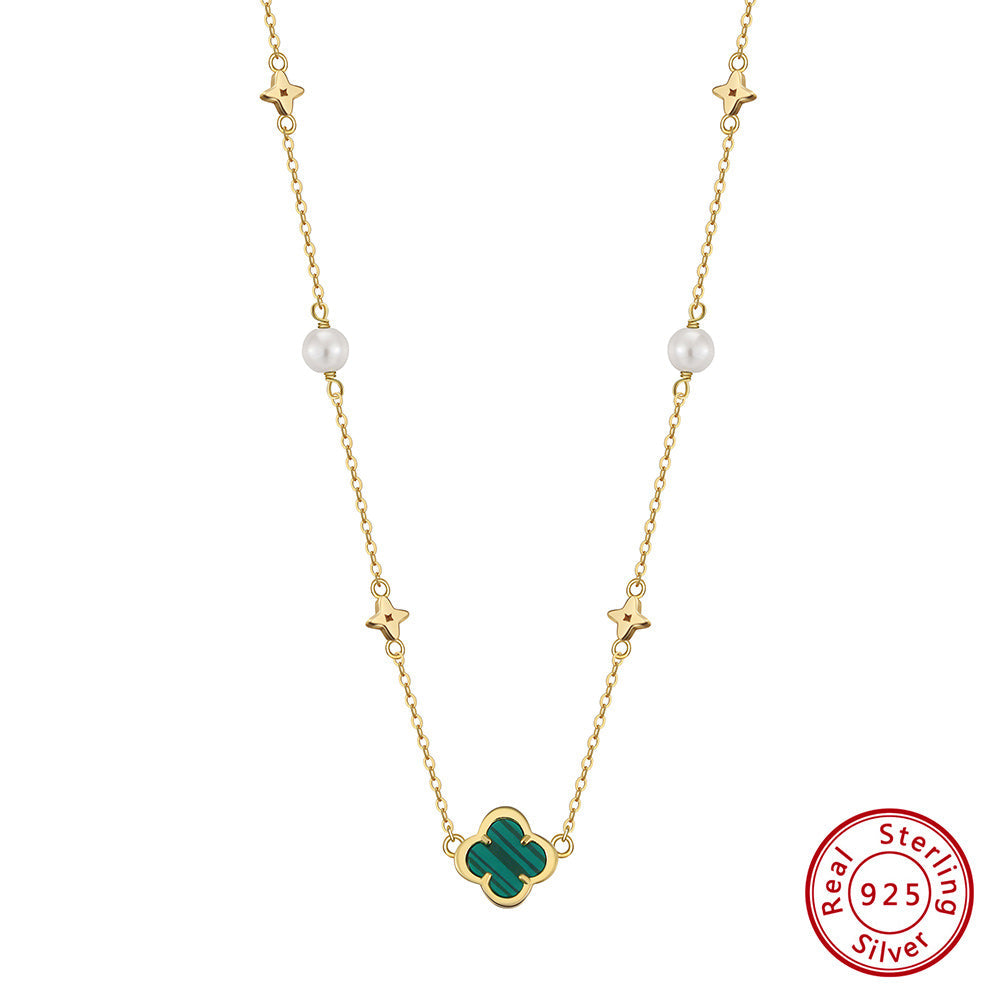 Halskette mit vierblättrigem Kleeblatt-Anhänger