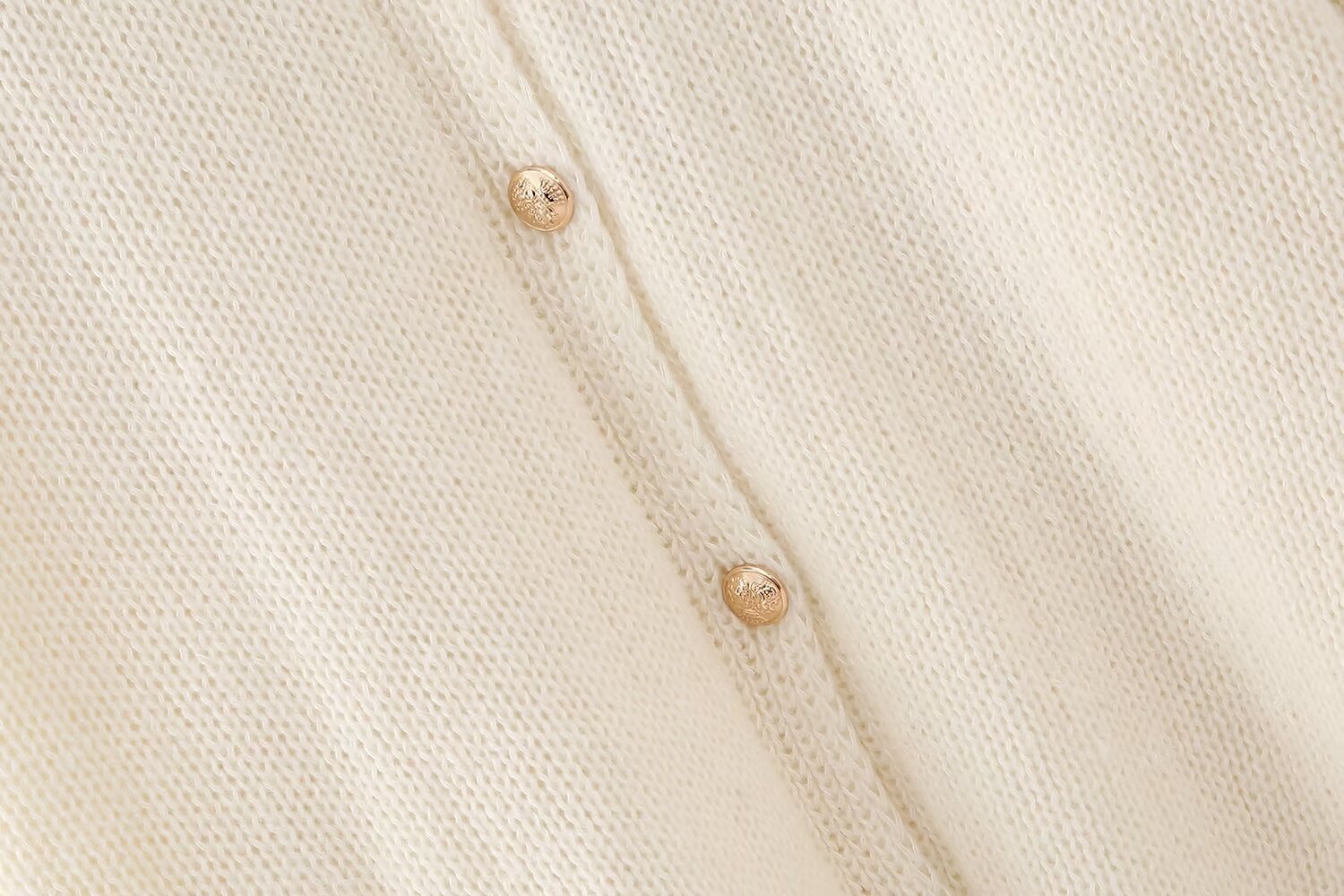 Cardigan mit Knöpfen